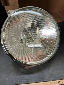 Škoda 100 - svetlá. - 3