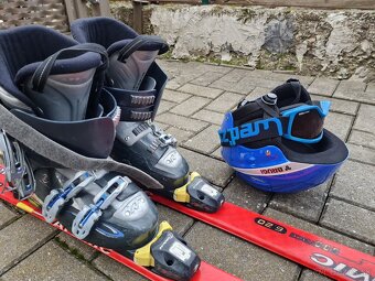 Lyze, topanky, prilba okuliare - 3