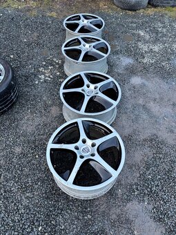 Predam Porsche Elektrony R20 - 3