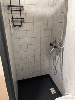 jednoizbový byt - 3