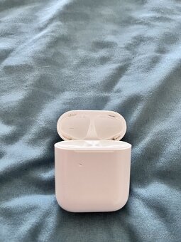 apple airpods 1 - 3