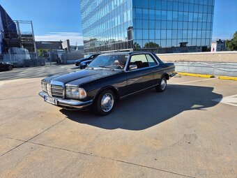 Mercedes-Benz W123 230C - 3