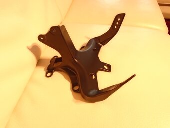 Yamaha R1 lešení - 3