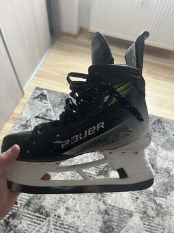 Korčule Bauer hyperlite 2 - 3