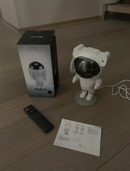 LED projektor Kozmonaut - 3