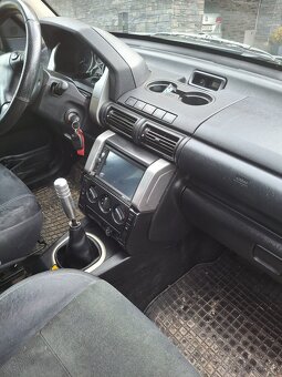 Land Rover Freelander - 3