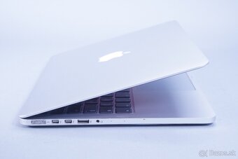 ZÁRUKA/Macbook Pro 13.3"/I5 2.6GHZ/8GB RAM/512GB SSD/CZ - 3