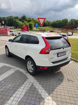 Volvo xc60 2.0D 5valec driveE - 3