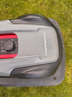 Roboticka kosacka Powerworks P5 - 3