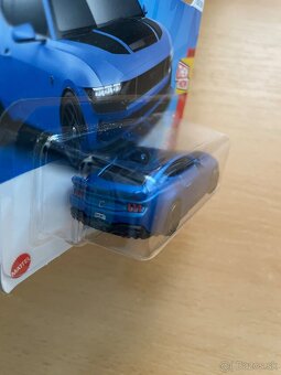 HotWheels Ford Mustang Dark Horse - 3