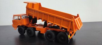 TATRA 813 S1 8X8 OSEMKOLA DRTIKOLA 1:43 Deagostini - 3