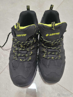 Turistická obuv LOTTO velkosť 44 - 3