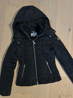 Armani bunda XS čierna s kapucňou - 3