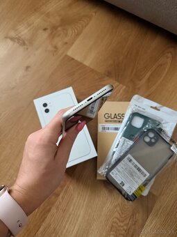 Predám iPhone 11 - 3