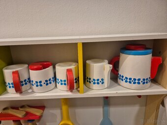 Drevena kuchynka s vybavou - 3