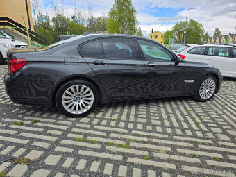 BMW 750i xDrive - 3