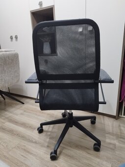 Kancelárska stolička - 3