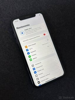 iPhone XR 64GB black - 3