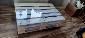 Konferenčný stolík - 3