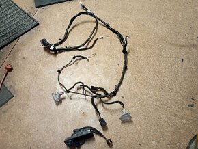 Zadny spojler Hyundai i30 combi, sklo, diely piatych dverí - 3