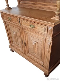 Starožitný nabytok - 3