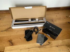 RICOH THETA Z1 + Bushman MONOPOD V2 - 3