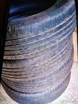 215/55 R18 - 3