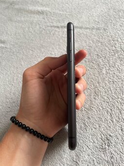 Predám iPhone 11 – 128GB - 3