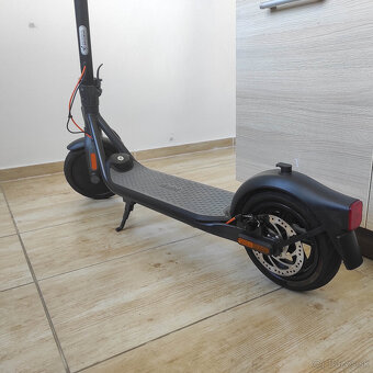 elektricka kolobezka Ninebot F30E - 3