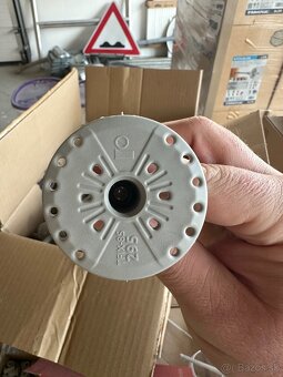 Kolíčky a zátky na polystyrén a vlnu - 3