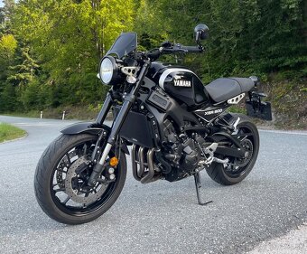 Yamaha XSR 900 - 3