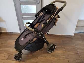 Petite a Mars street - 3