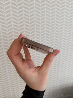 Apple iPhone 16Pro - 3