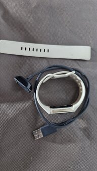 Fitbit Charge 5 - 3