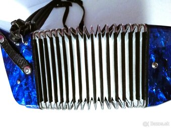 Predam akordeon Delicia Junior 60bas. - 3