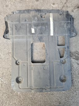 Kryt pod motor Fiat 500 - 3