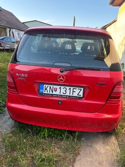 Mercedes A - 3