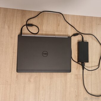 Dell Precision 7520 i7-7820HQ 32GB NVIDIA Quadro M2200 SSD - 3