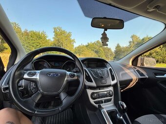 Ford focus - 3