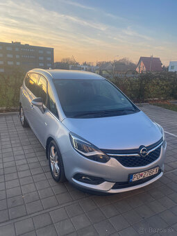 Opel Zafira Tourer 2.0 CDTI TOP STAV - 3