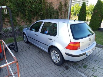 Predám VW Golf 4 IV 1.6 benzín 74kw - 3
