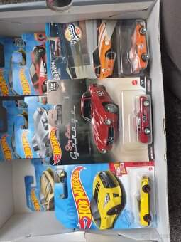 Predám svoju zbierku hotwheels - 3