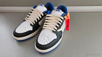 Nike AIR JORDAN 1 "Travis Scott" - 3