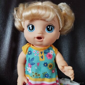 Baby Alive chodiaca bábika - top stav - 3