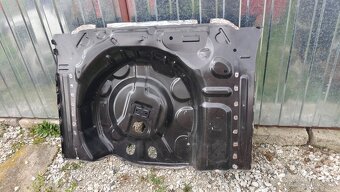 Peugeot 2008 podlaha kufra. - 3