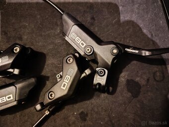 Sram brzdy DB8 - 3