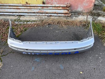 Škoda Octavia 1 zadný nárazník - 3