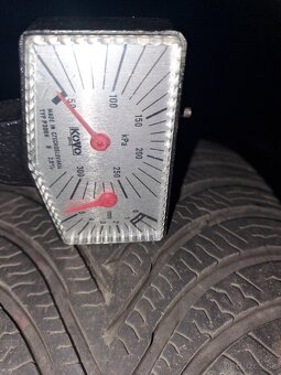 Zimné pneumatiky 195/65 r15+disky+puklice 5x112. - 3