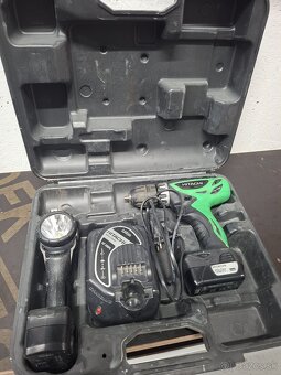 Aku vrtacka 10.8v hitachi - 3