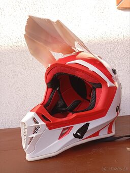 Mx prilba UFO - 3